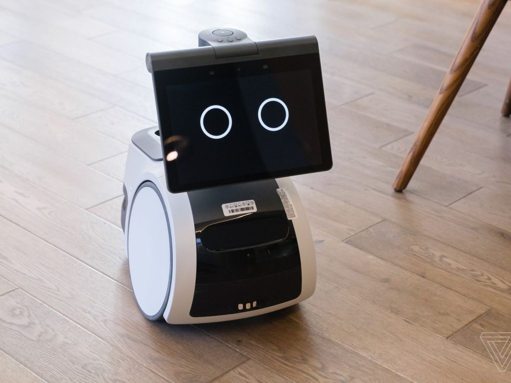 Vì sao Amazon ngừng phát triển Robot Astro bản kinh doanh?